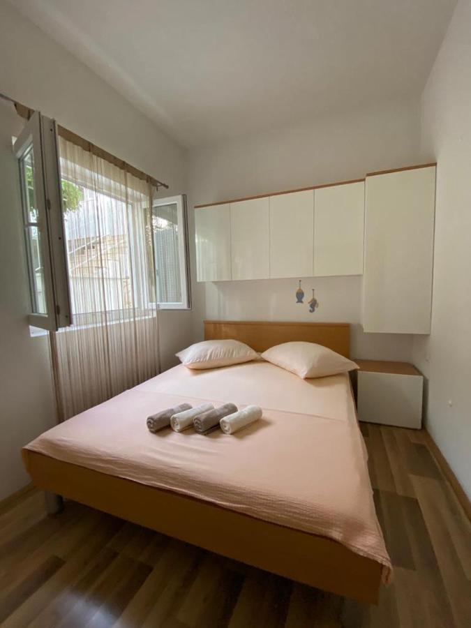 Apartmani Znaor Baška Voda Dış mekan fotoğraf